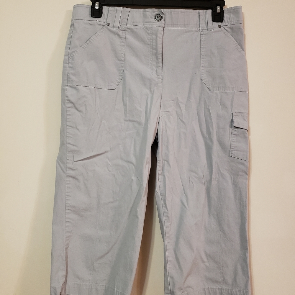 Gray Counterparts pull on capri